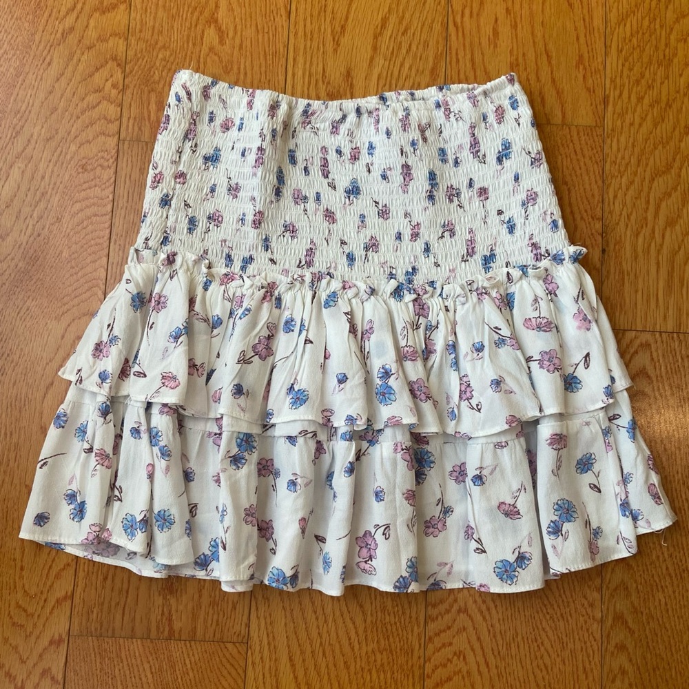 Skylar + Madison Floral ruffle mini skirt, size S